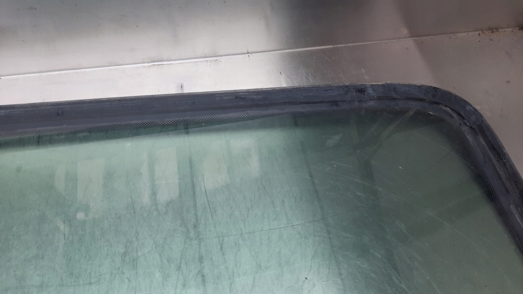 фото №5, Скло кузовна ліва задня renault clio ii 3d