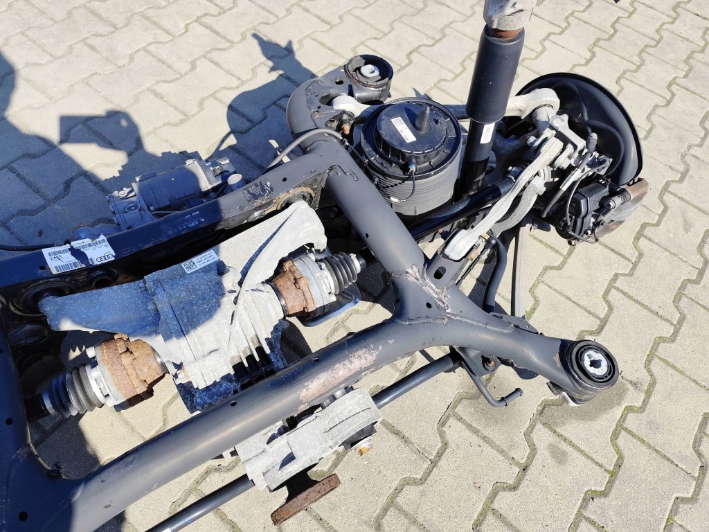 Audi q7 4m підвіска задній комплектна  пневматика поворотна вісь  4m0500025 Недорого