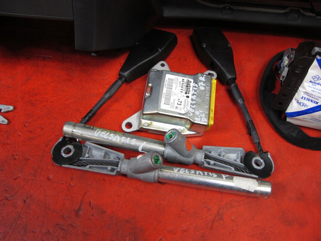 фото №6, Renault vel satis приборная панель подушка безопасности консоль ремни