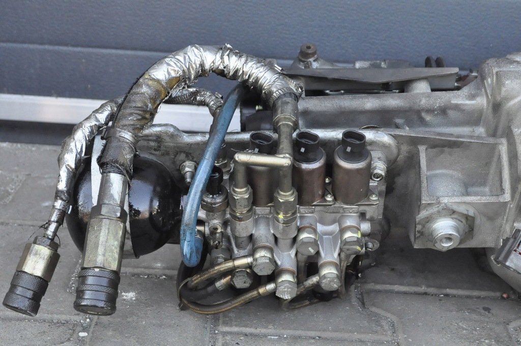 фото №10, Aston martin vanquish 6.0 v12 коробка передач assy 6 speed tremec asm 1r137003ea