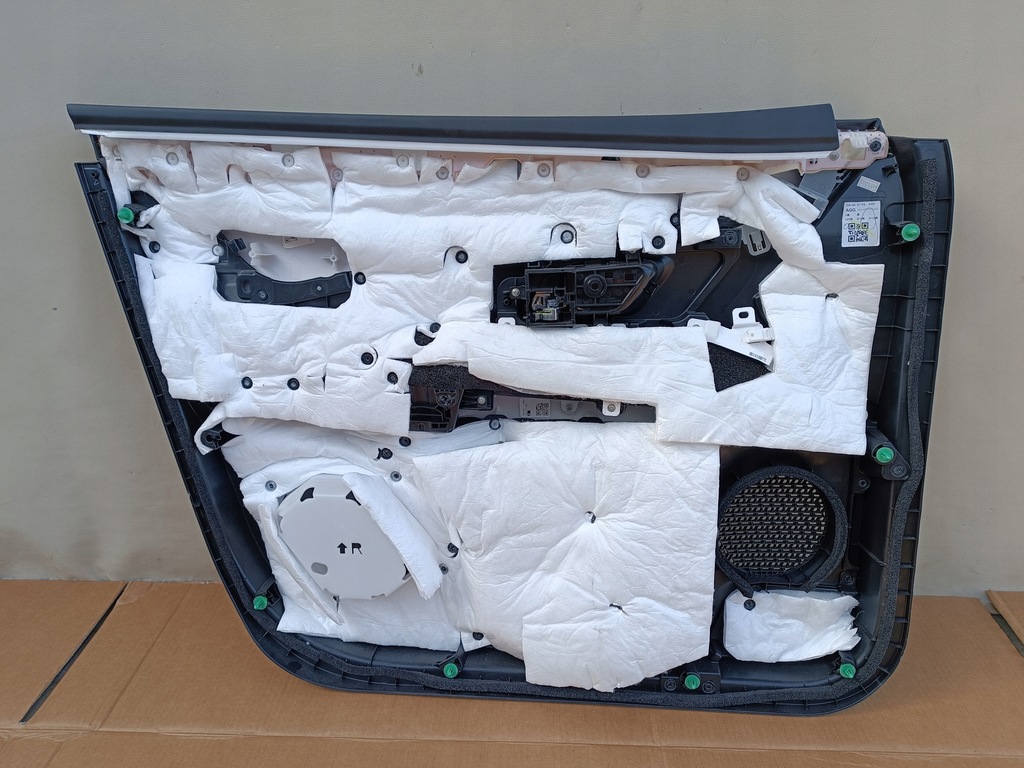 фото №8, Nissan ariya обшивка оббивка na двері праве передні