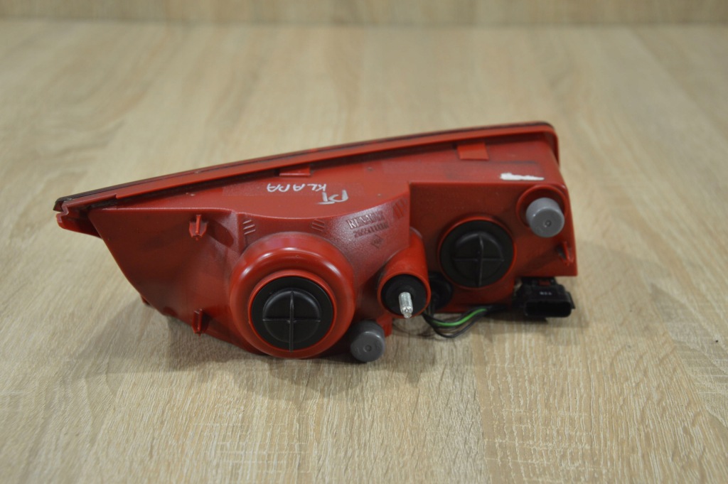 фото №2, Лампа крышки правый задняя renault laguna iii coupe