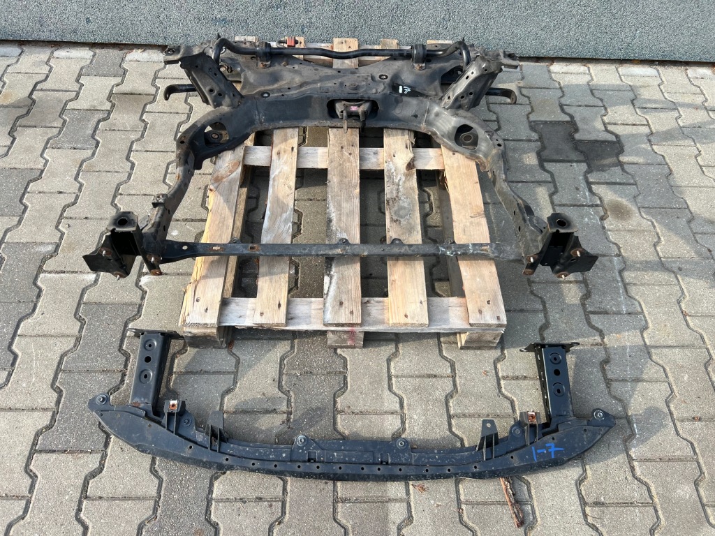 Купити Mazda cx-30 балка підрамник підвіска рік 2022