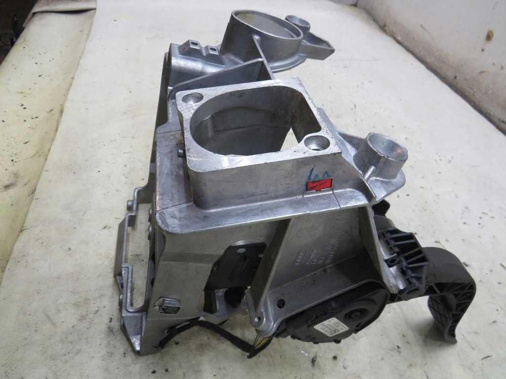 фото №6, Педаль гальма газу потенціометр каркас audi q5 8r 3.2 fsi 8k1723523