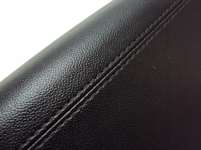 фото №4, Підлокітник alfa romeo stelvio