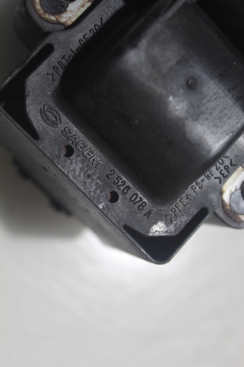 фото №4, Котушка запалювання renault clio ii 1.1