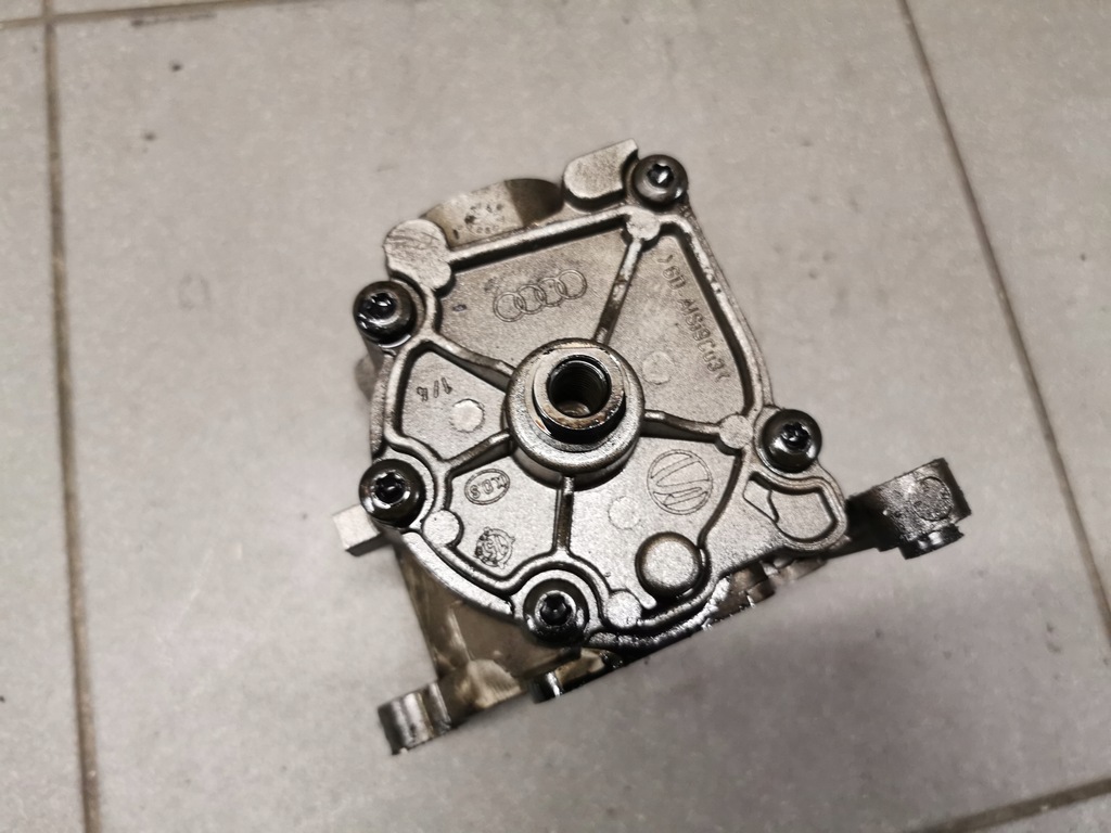 фото №5, Насос оливи audi 3.0 tdi crt 059115103bc