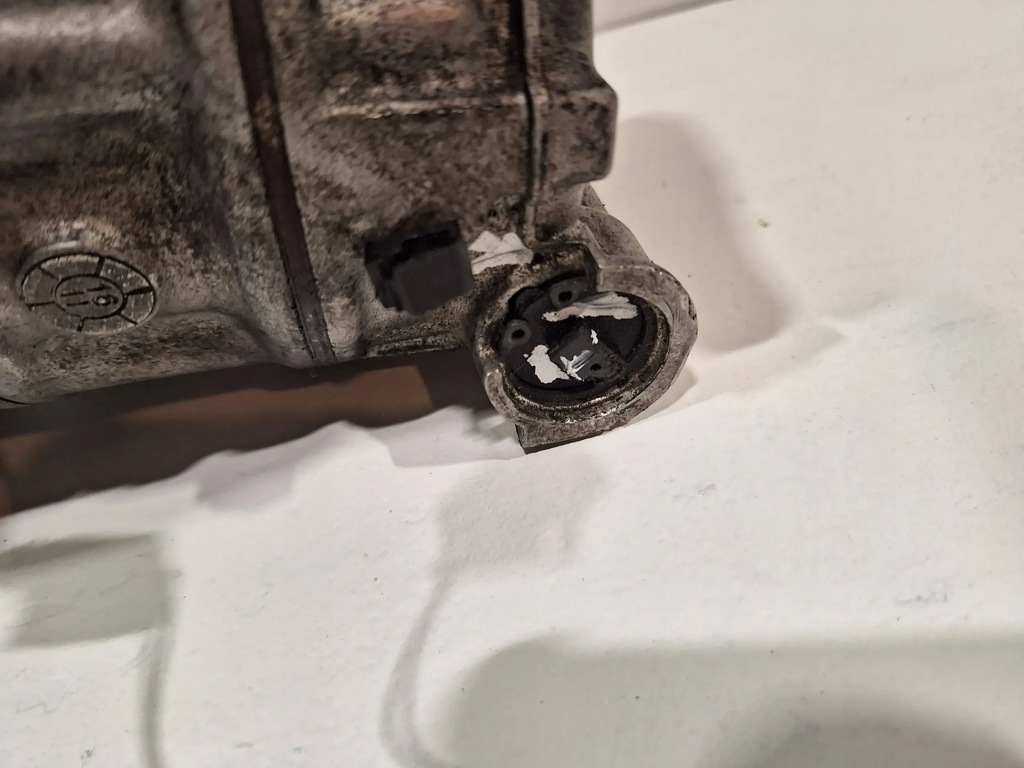 фото №8, Компрессор кондиционера 926003123r renault megane iv 1.5 dci 15-