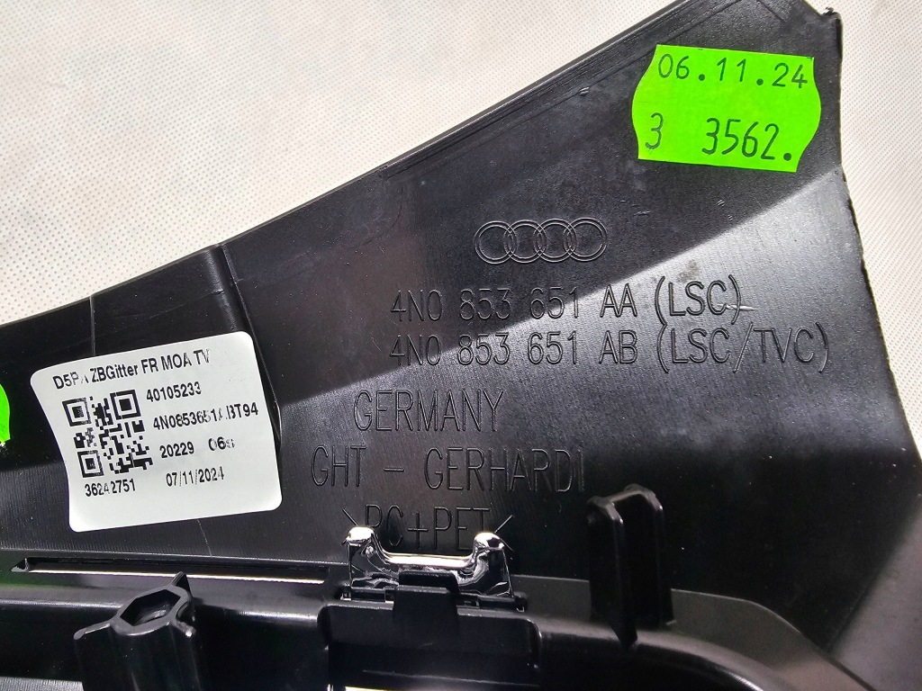 фото №9, Audi a8 d5 lift 2021 решётка радиатора бампера перед передняя решётка радиатора 4n0853651ab