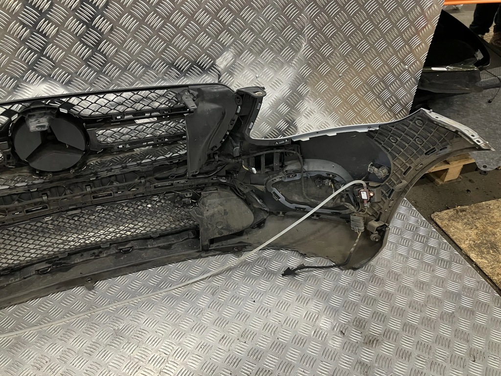 фото №11, Бампер перед mercedes glc x253 лак 755 kompletny