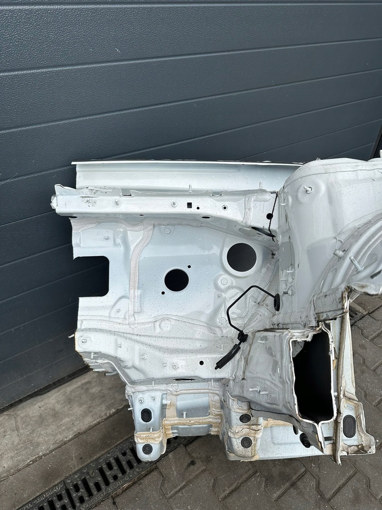 фото №12, Четверть левый перед, левая передняя mercedes eqa w243, h243 c149