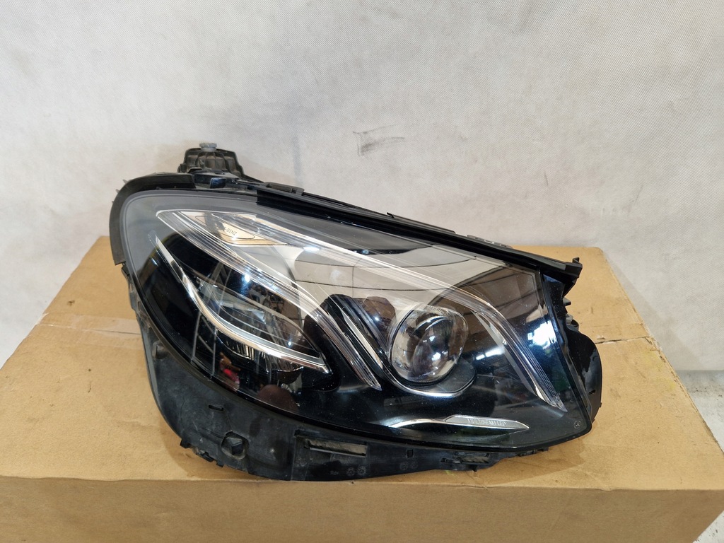 фото №1, Правый фара multibeam mercedes w213 a2139069608