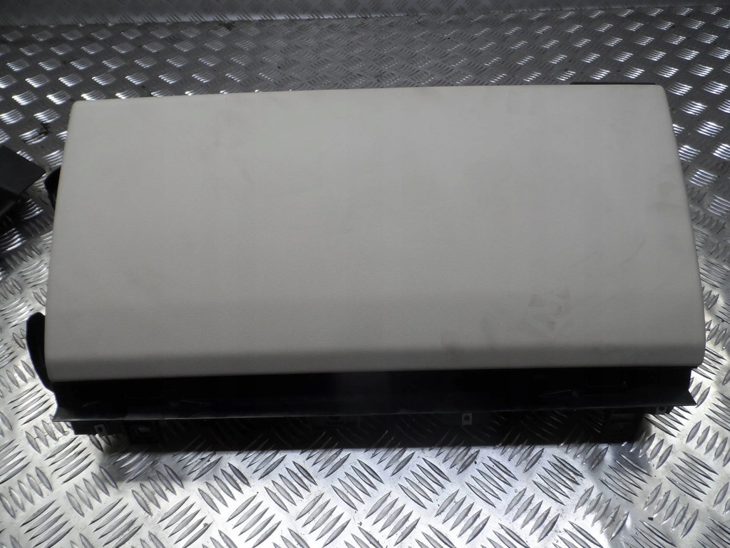 фото №1, Бардачок пассажира europa range rover vogue l405