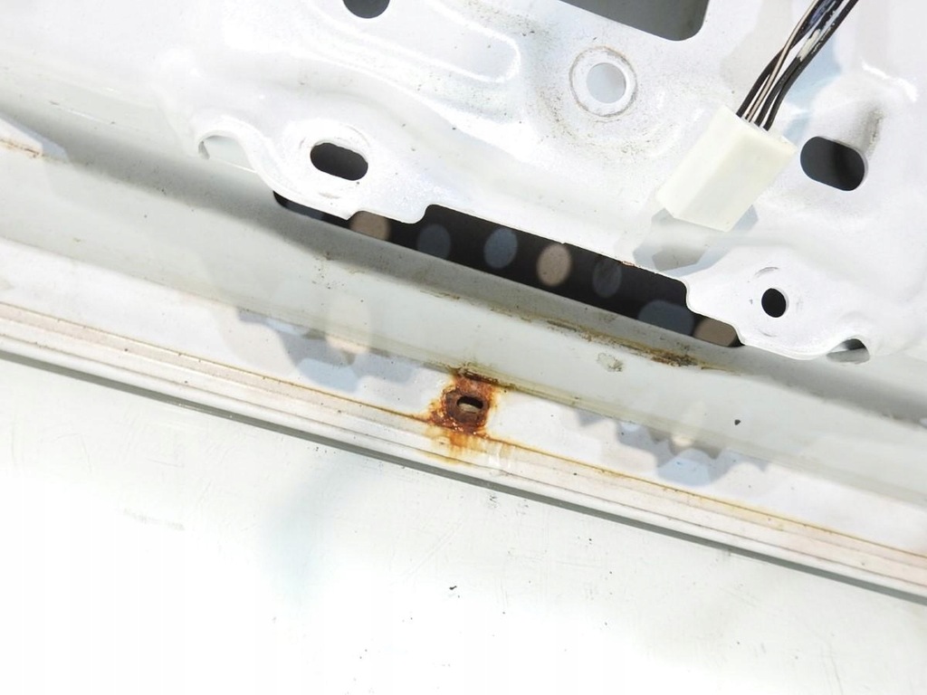 фото №9, Кришка багажника задня скло 5b ford focus mk3