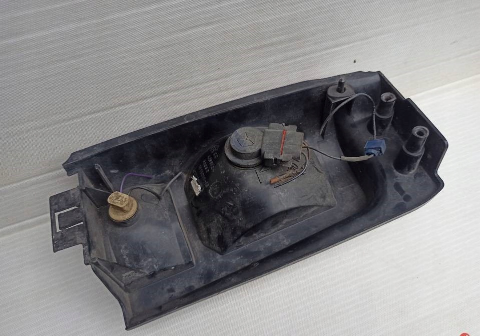 фото №5, Chrysler grand voyager ii 2 лампа задня задня права