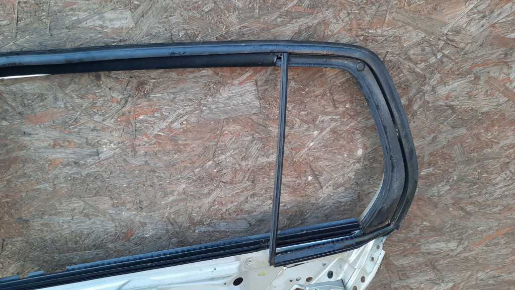 фото №4, Рама рамка двері лівий задня volkswagen golf v 07r