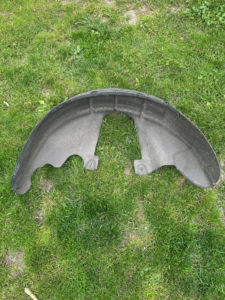 Купити Volvo v50 s40 підкрилок праве задній 30678140