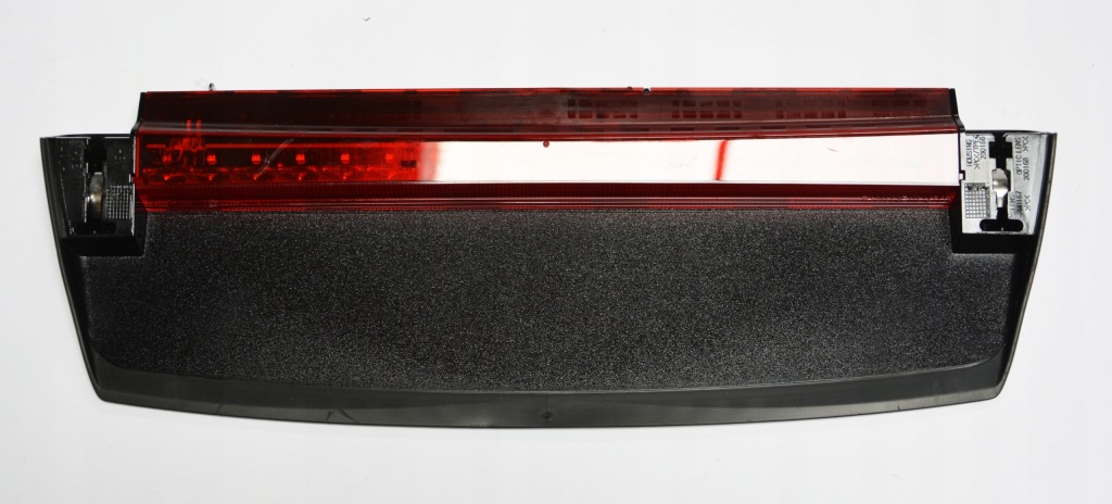 фото №1, 8w5945097 audi a8 d5 4n дополнительные свет стоп-сигнал