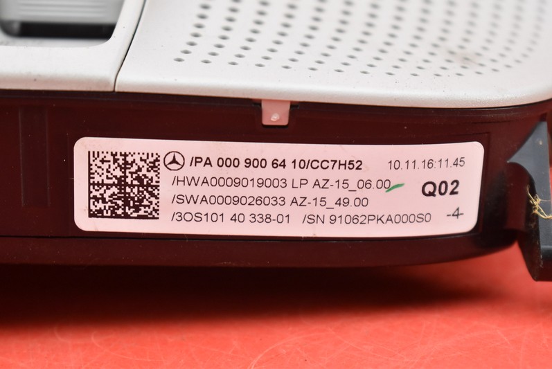 фото №6, Лампа освещение салона mercedes e-klasa w213