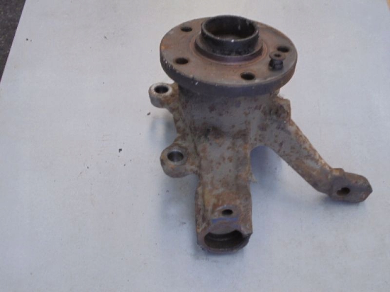 фото №7, Vw t4 90-95 поворотный кулак перед правая 2,4d