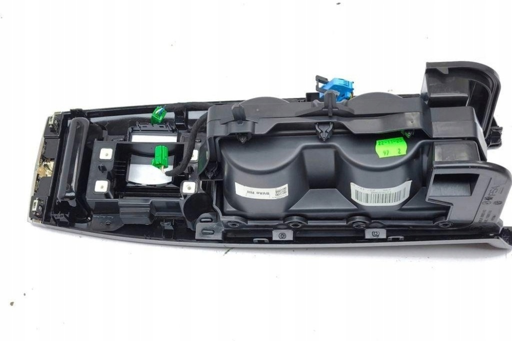 фото №8, Кронштейн na кружки citroën c4 iii ba_, bb_, bc_ 118807a0 electric 2024