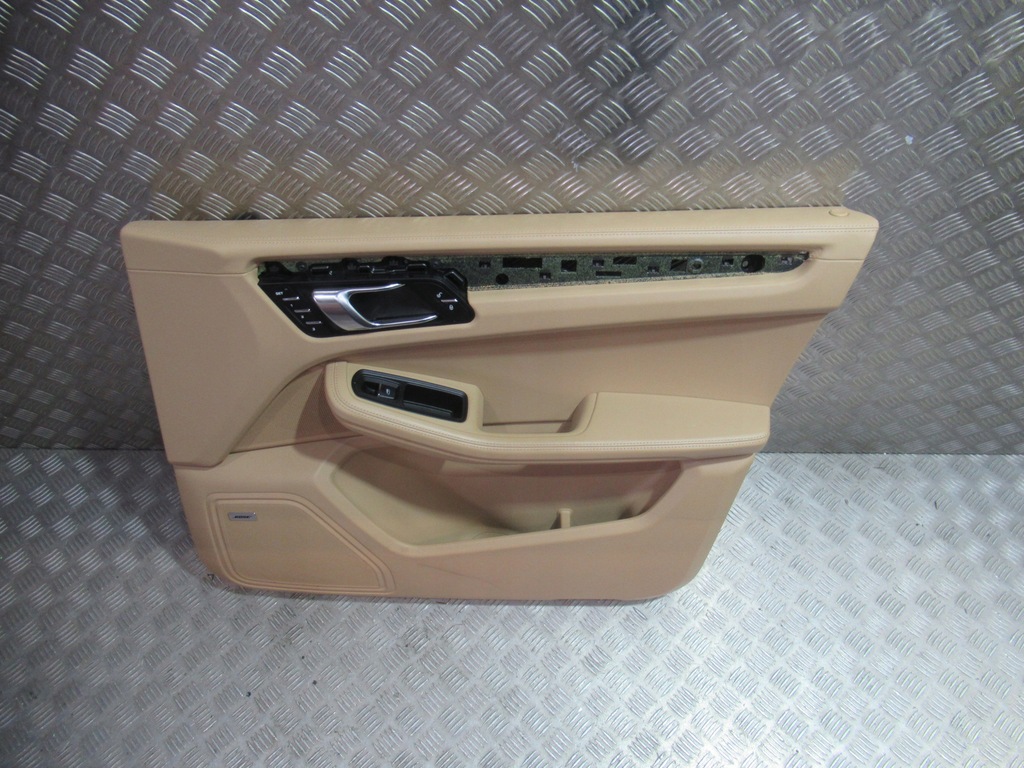 фото №14, Porsche macan 95b обивка сиденья обшивки салон заднее сиденье m242