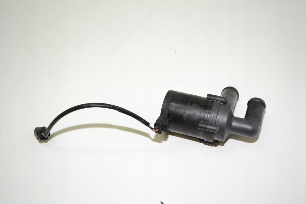 Mercedes actros mp4 помпа воды webasto 9031195b Оригинал