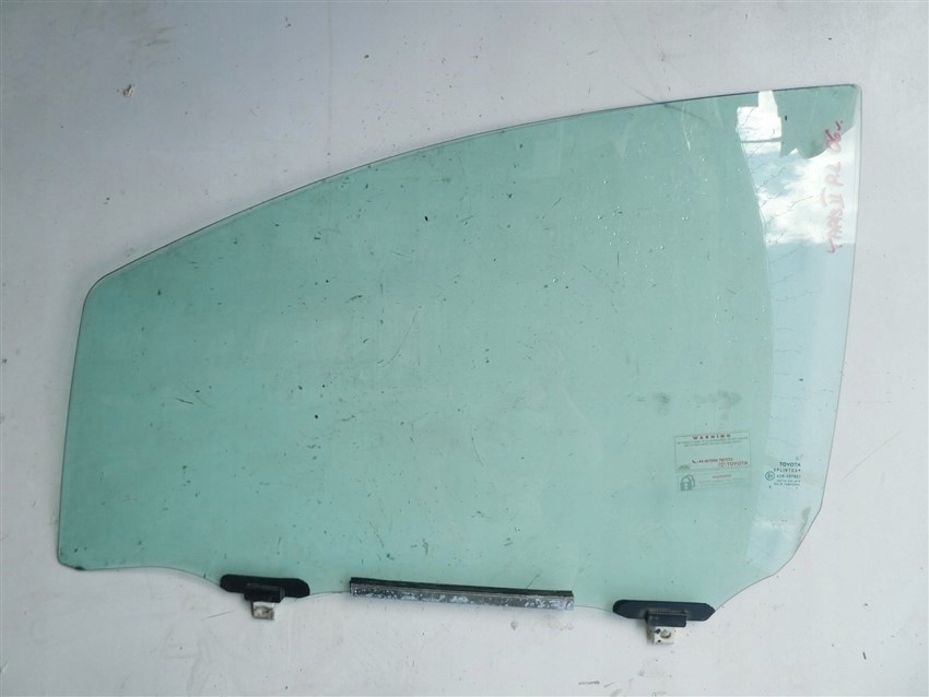 фото №1, Стекло передняя левая дверь toyota yaris ii 5d 2006r