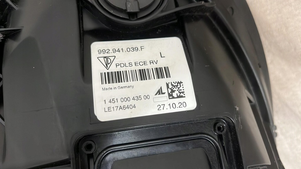 Лампа porsche 992 991 carrera full led basic ліва Ціна