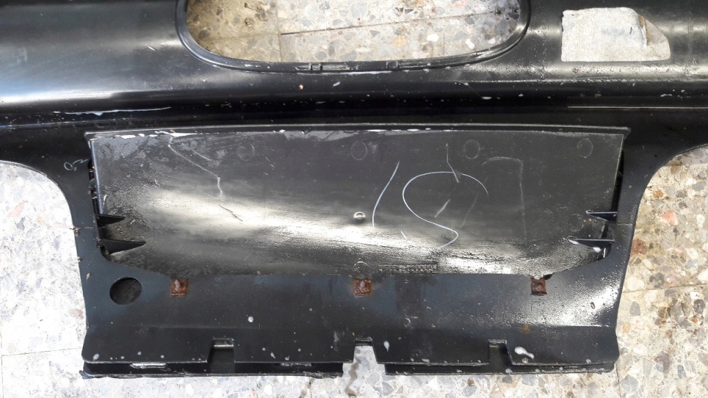 Бампер задній bmw x5 e53 чорний в Україні