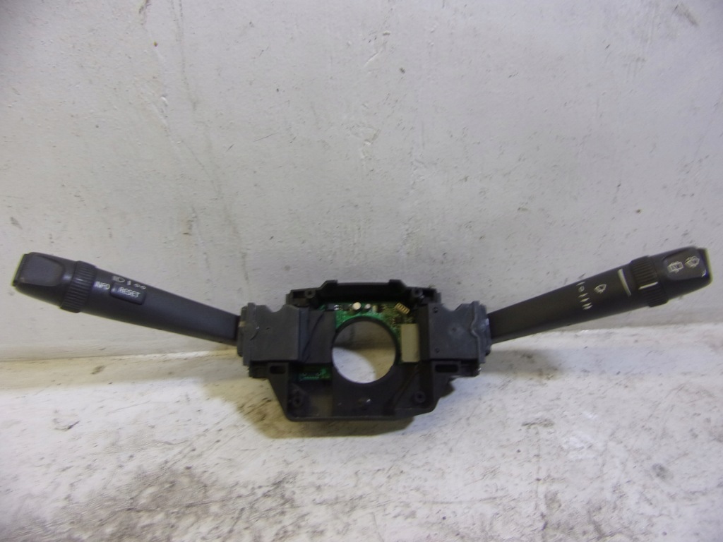 фото №1, Переключатель комбинированный volvo v70 2001 9452394