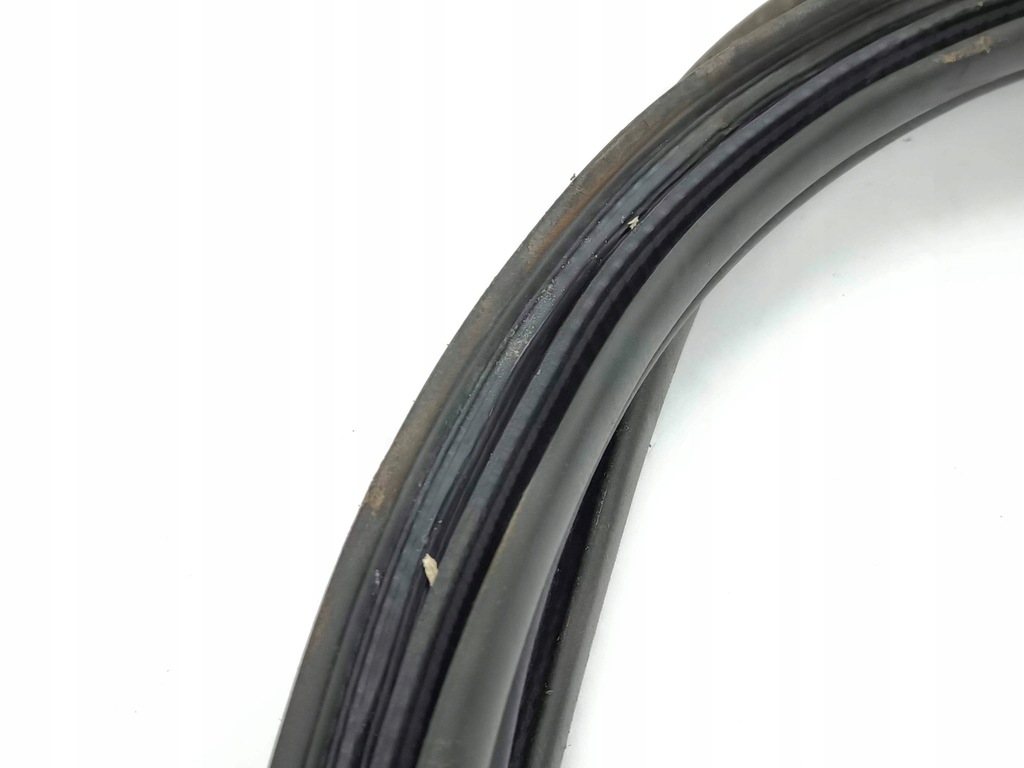 фото №6, Renault megane iv 2018 прокладка крышки багажника