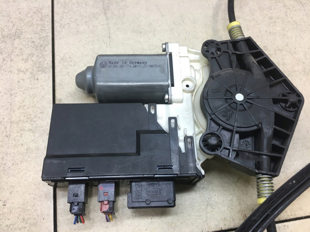 фото №11, Підйомник скло правий перед 807 2.0 hdi