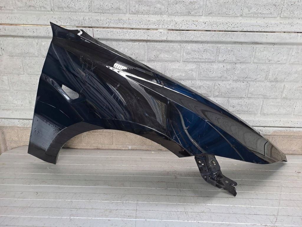 Купити Tesla 3 3 2024- крило передній правий оригінал