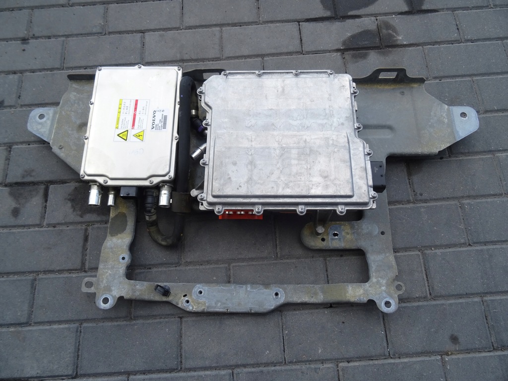 фото №1, Перетворювач конвертер інвертор зарядний пристрій volvo v60 ii s60 iii