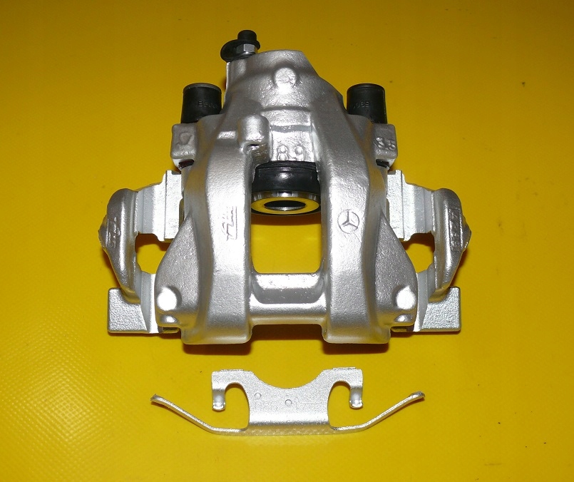 фото №1, Суппорт левый задняя mercedes cls c218 300/10 10-18r