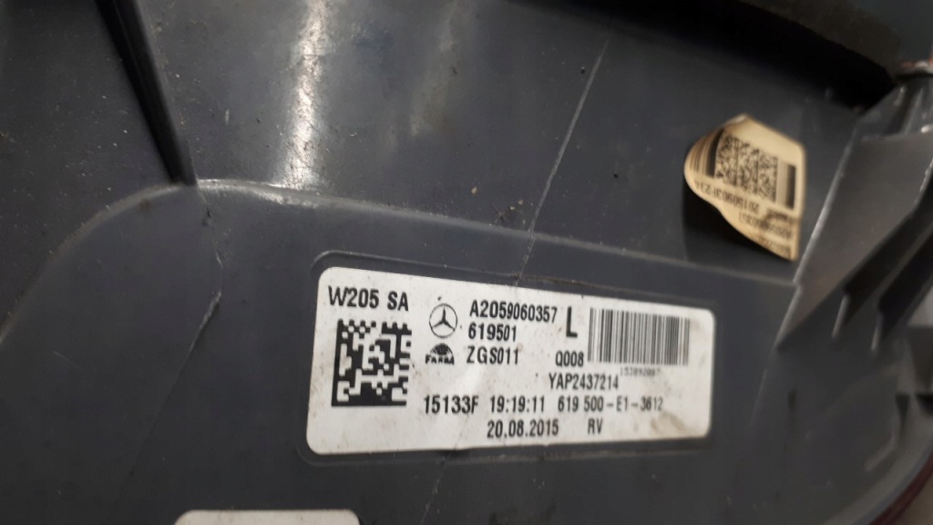 Купити A2059060357 фара ліве задні mercedes c-klasa a205 седан led