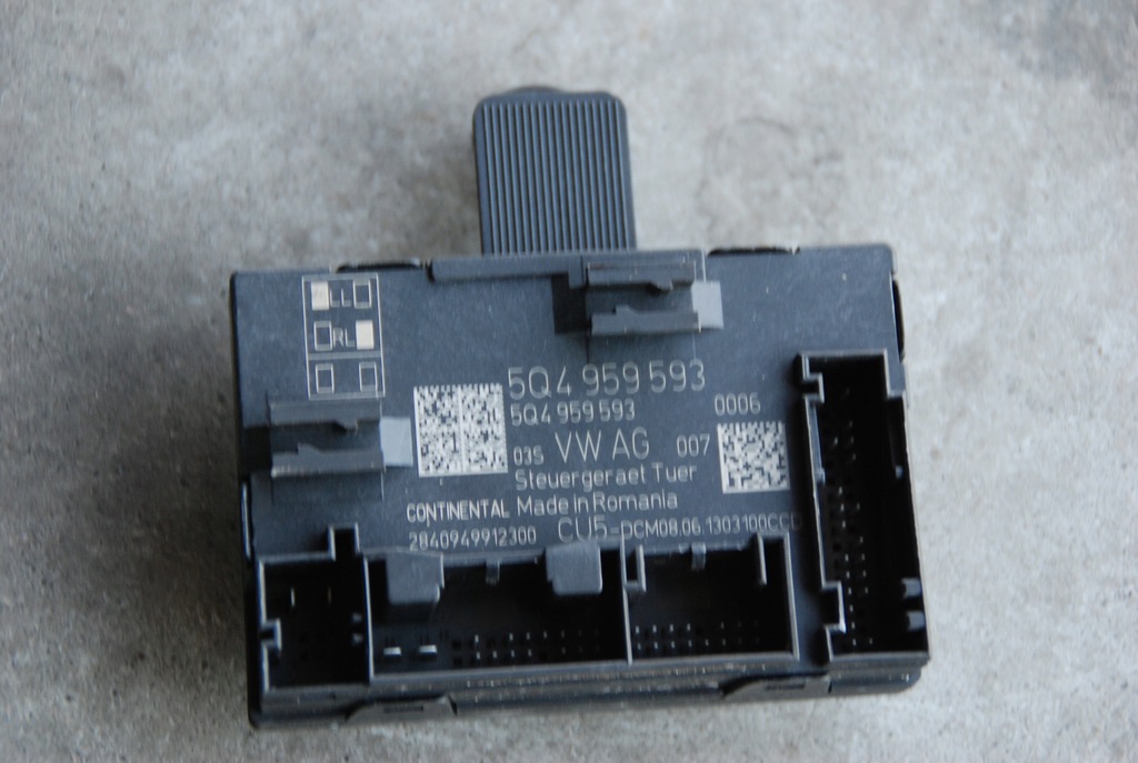 фото №1, Vw audi skoda модуль двері 5q4959593e