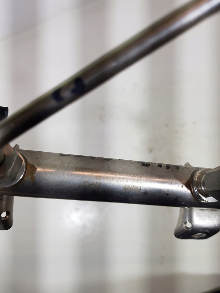 фото №13, Молдинг впрыскная 7562474 bmw e90 e91 lci eur 2.0b n43b20ay