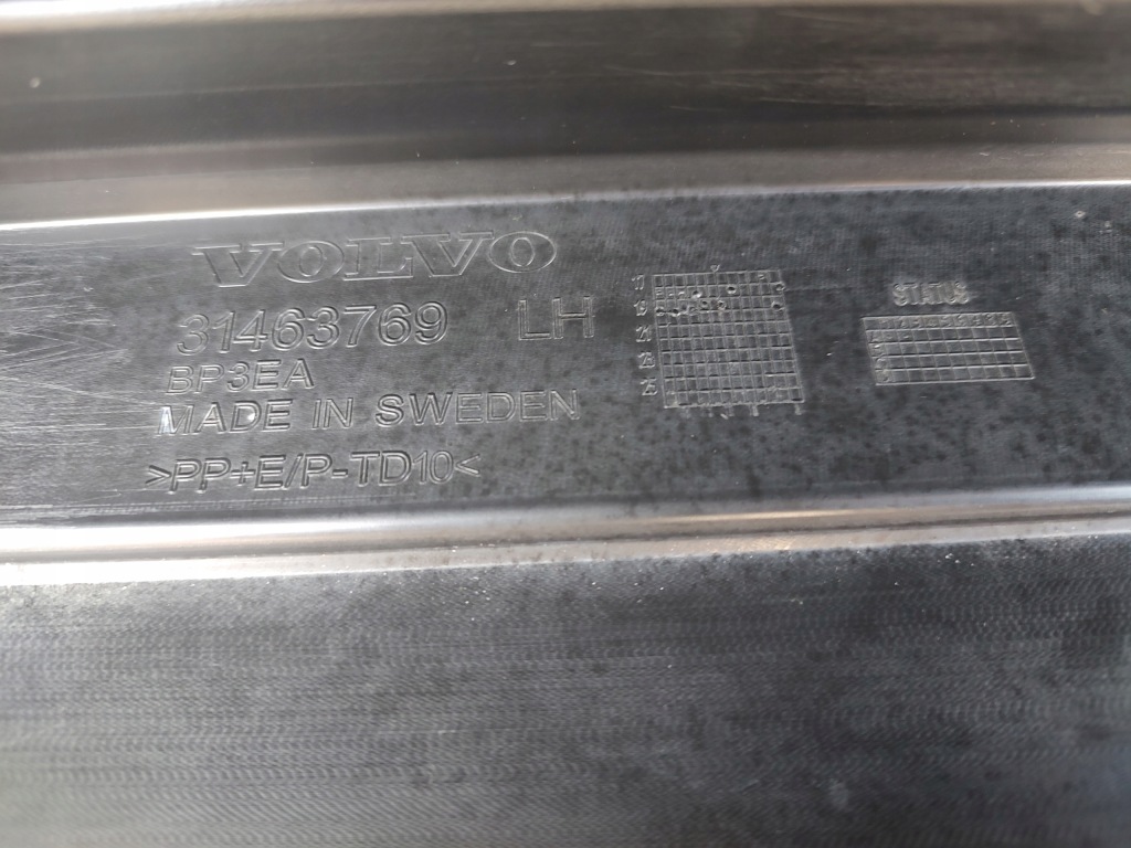Volvo v60 ii cross country порог молдинг порог левая 31463769 Оригинал
