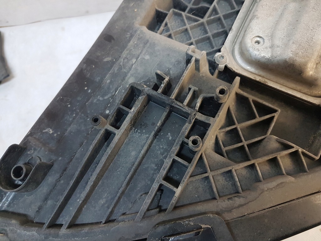 фото №16, Mercedes eqa eqb led performance лампа права w243 a2439069000 комплектна