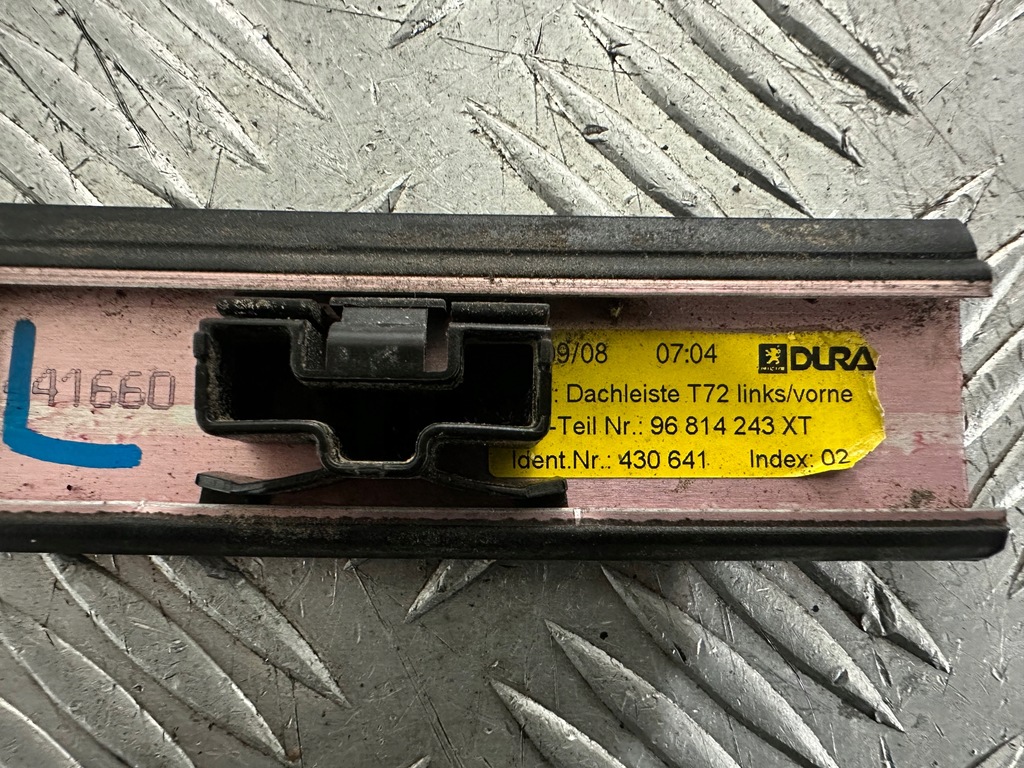 фото №7, Peugeot 308 t7 молдинг кровельная левая 96814243xt