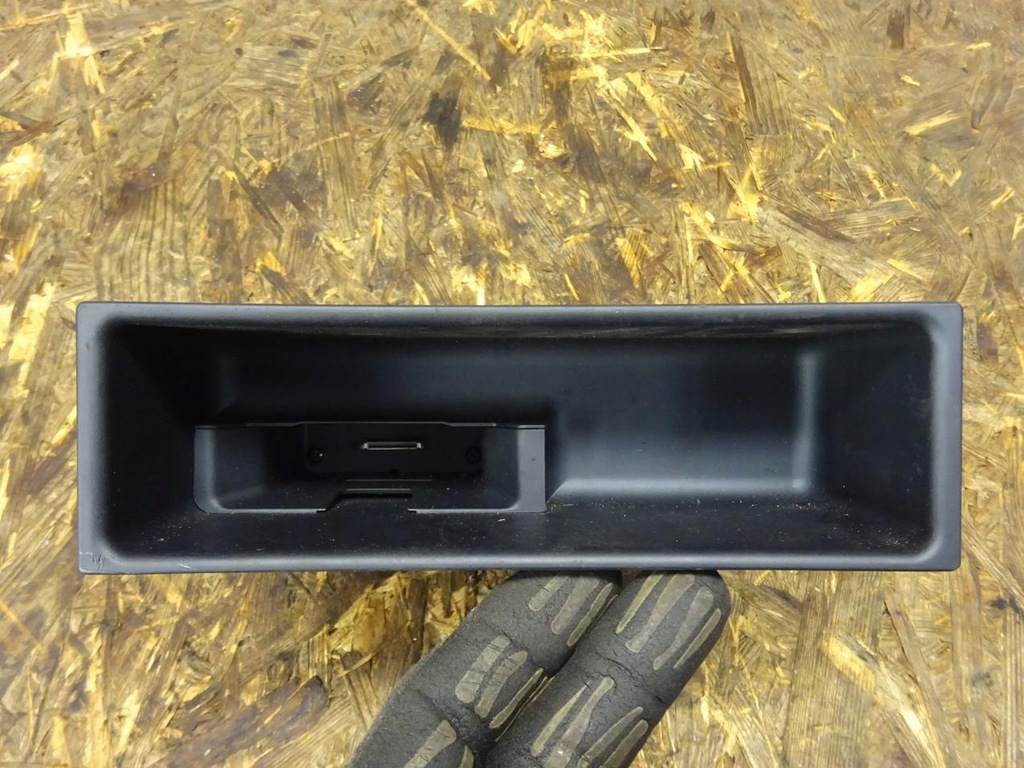 фото №9, Audi a3 8p tt 8j модуль интерфейс ipod 8e0857925d