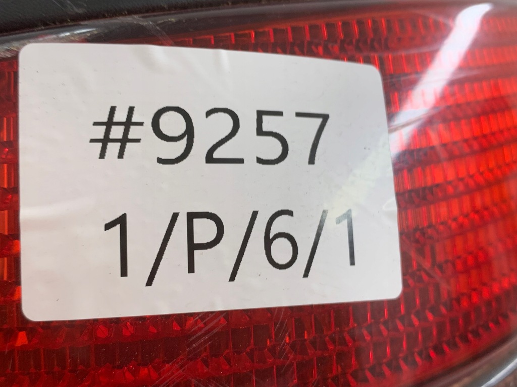 фото №12, Peugeot 306 лампа правая задняя