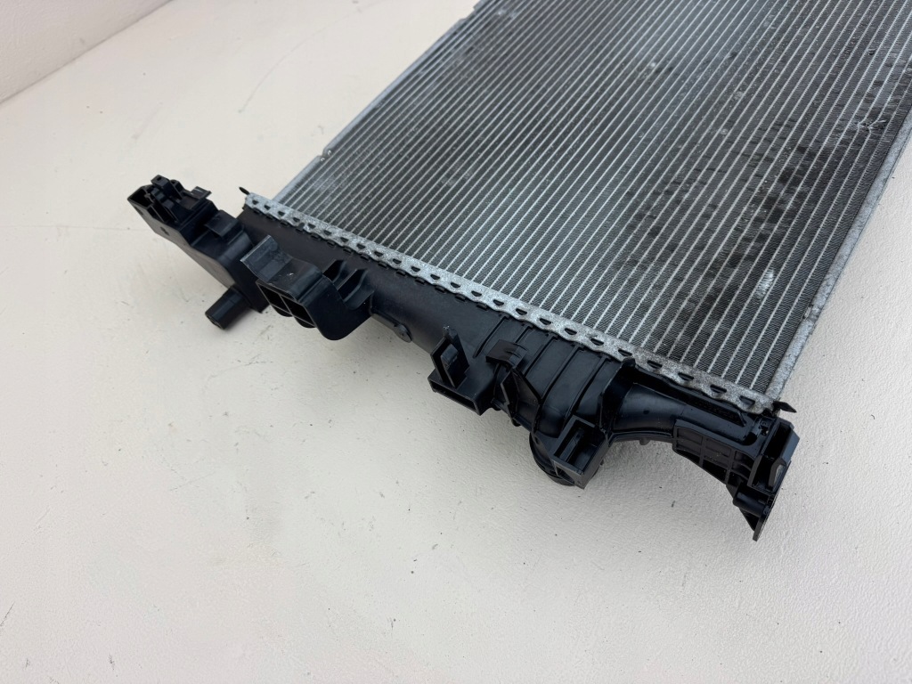 Купить Jeep compass 2 2 16-20r радиатор воды 53332898 p68378935aa