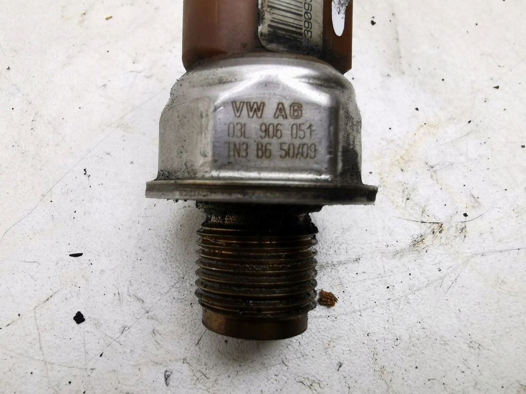 фото №7, Volkswagen passat b6 2010 датчик давления топлива