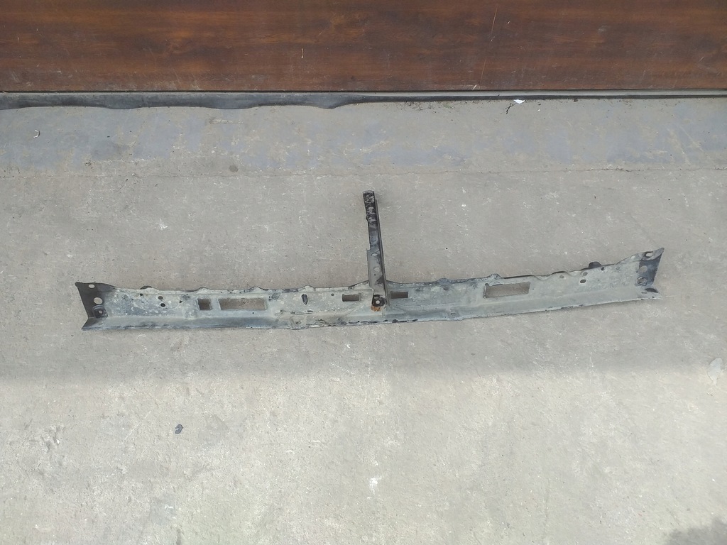 фото №5, Toyota tundra pas передний усилитель молдинг перед