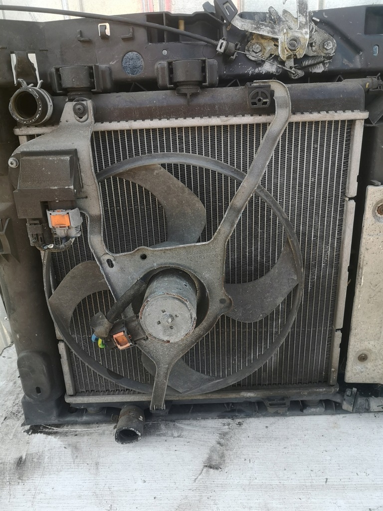 фото №8, Pas передний радиатор peugeot 207 lift 1.4b