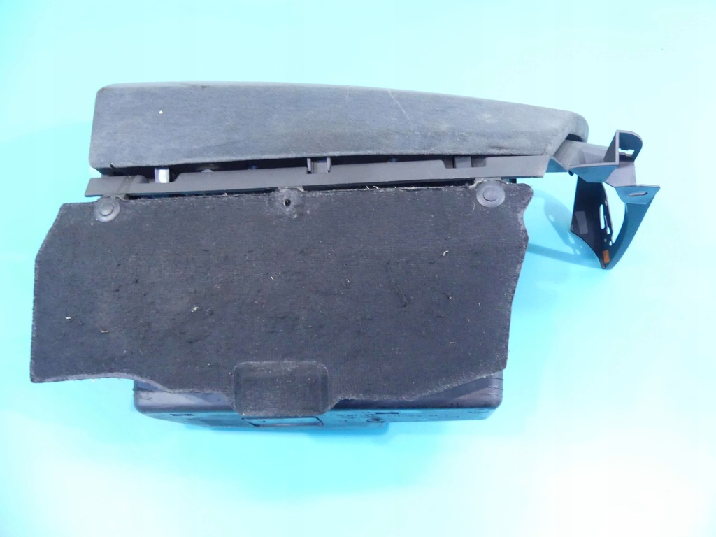 фото №4, Бардачок пассажира citroen c8 europa