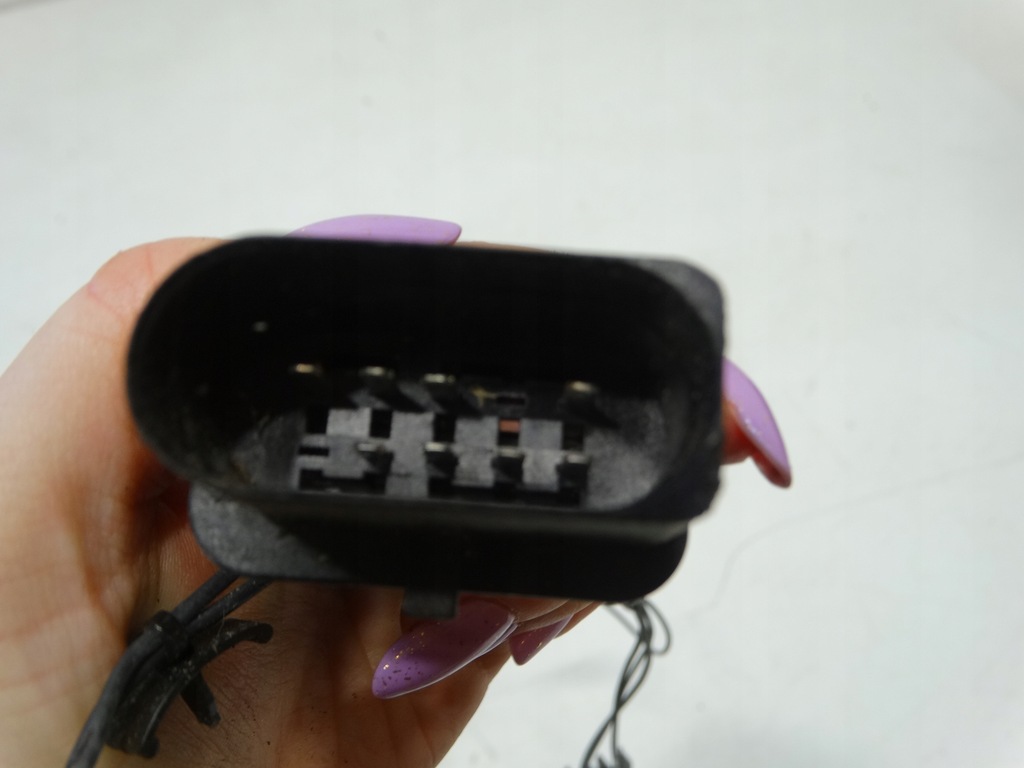 фото №14, Электропроводка лампы передней seat ibiza mk4 2013r.